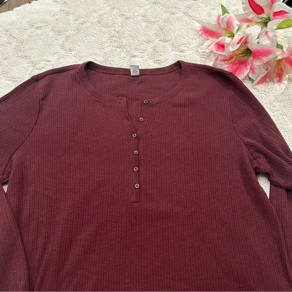 Old Navy - Maroon Ribbed Long Sleeve Long Sleeve 3/4 Sleeve Henley XXL - Picture 3 of 9
